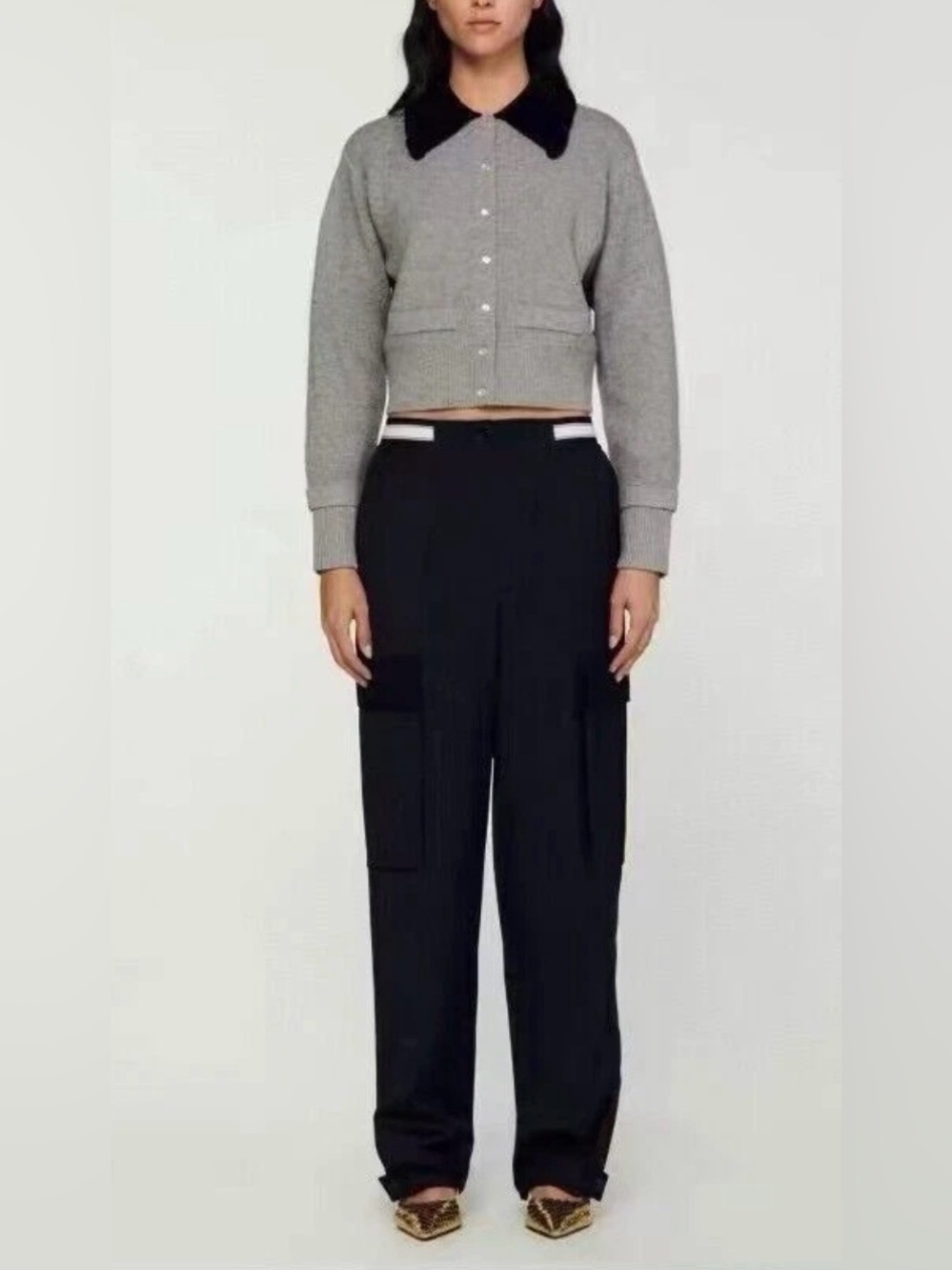 SANDRO 1 Cropped Gray Button-Front Cardigan with Contrast Collar